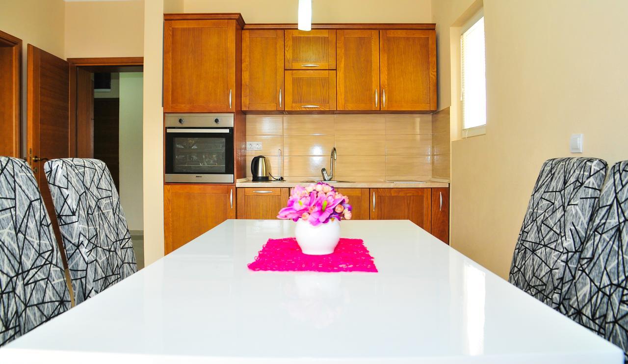 تيفات Apartmani Bulajic المظهر الخارجي الصورة