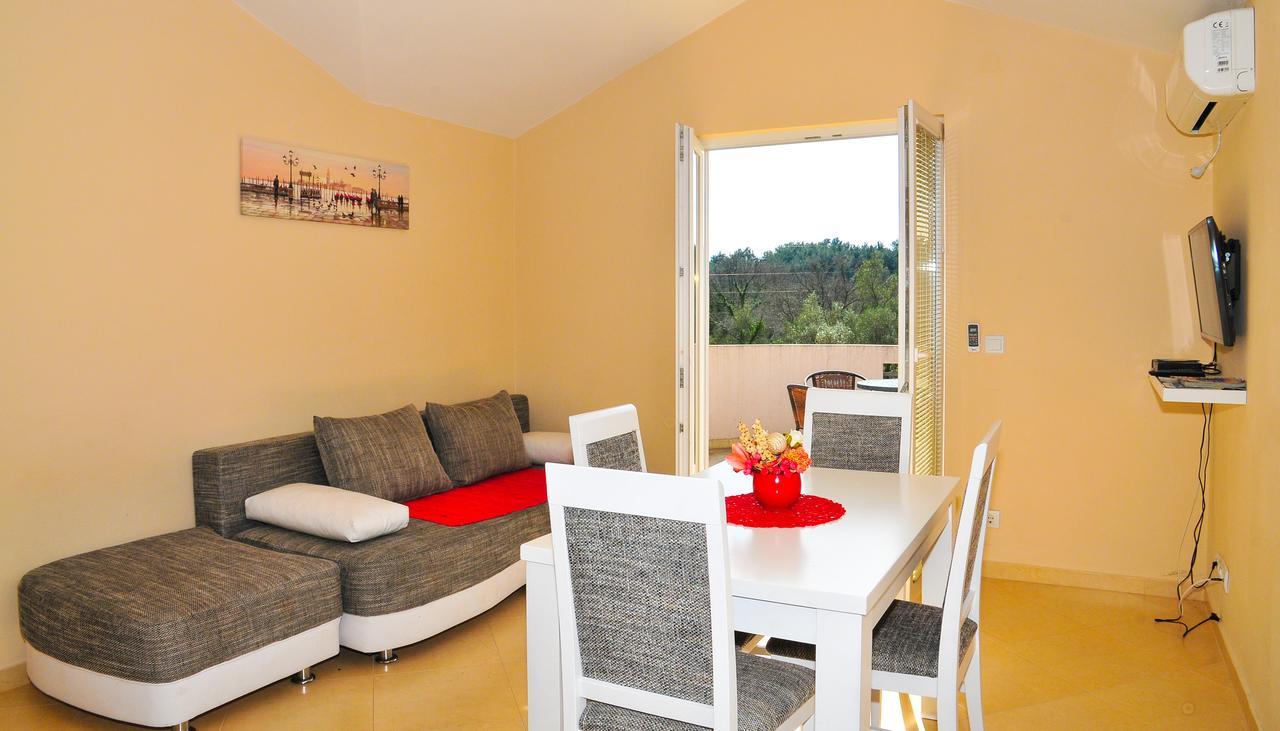 تيفات Apartmani Bulajic المظهر الخارجي الصورة